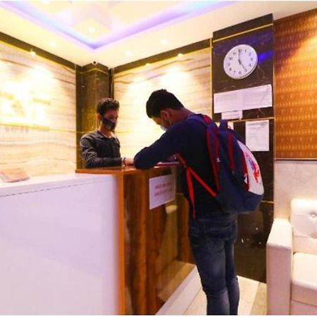 Hotel Royal Sky Luxury Near Delhi Airport Yeni Delhi Dış mekan fotoğraf
